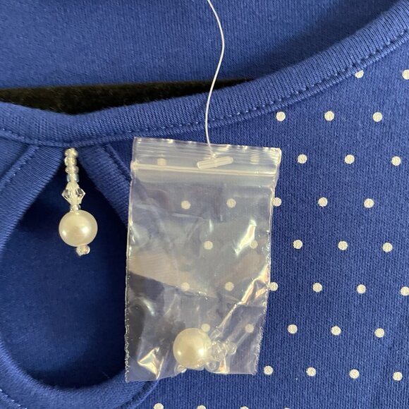 Quacker Factory Sz L Blue Polka Dot Pearl Charm Keyhole 3/4 Sleeve T-Shirt NWOT - Picture 9 of 11